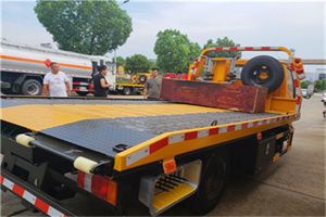 海曙区附近拖车电话号码服务