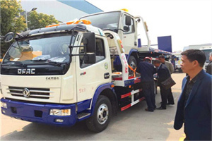 海曙区汽车道路救援拖车价格